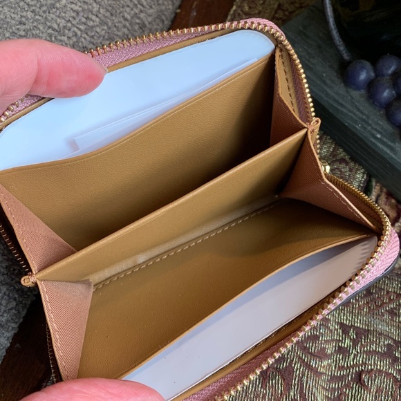 SOLD⛔️Authentic COACH 1941 coated floral canvas/smooth leather zip around wallet - Picture 5 of 9